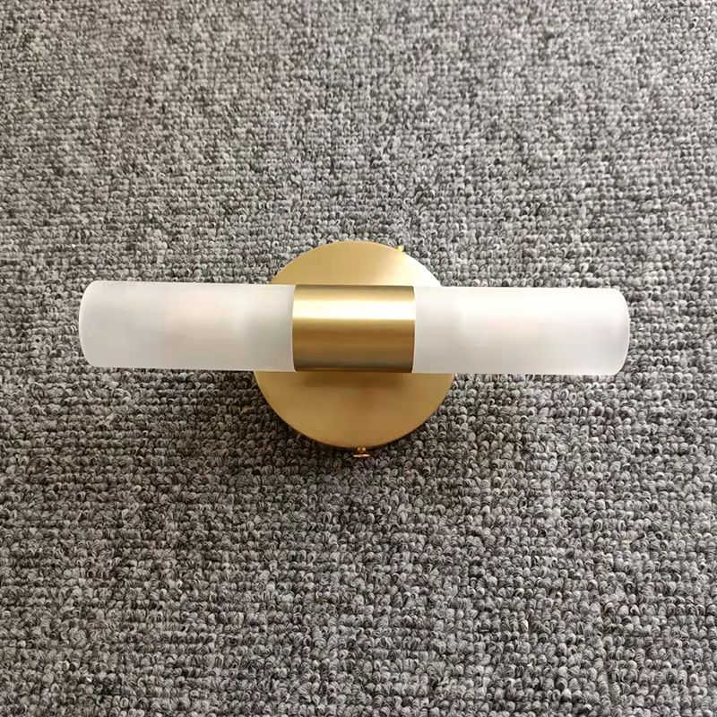 Fitting LED | Modern Brass Wall Sconce with Frosted Glass for Elegant Lighting