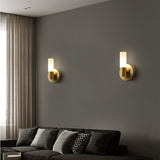 Fitting LED | Modern Brass Wall Sconce with Frosted Glass for Elegant Lighting
